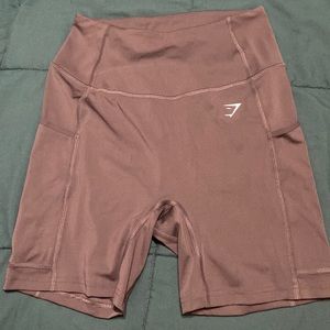 Gymshark pocket shorts - chocolate brown